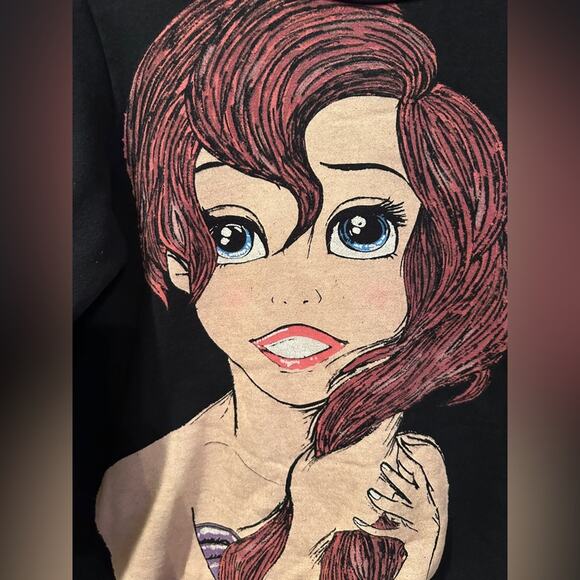 Disney Princess Ariel Portrait Black Graphic Crewneck Sweatshirt Sz M - Picture 2 of 4